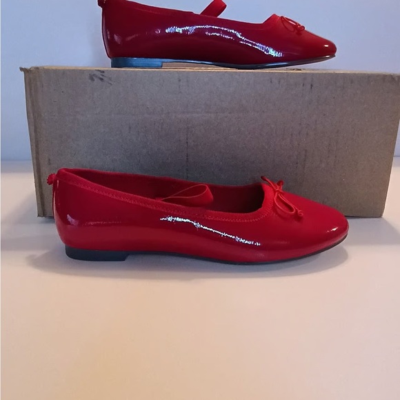 Girls red ballet flats - Picture 3 of 6